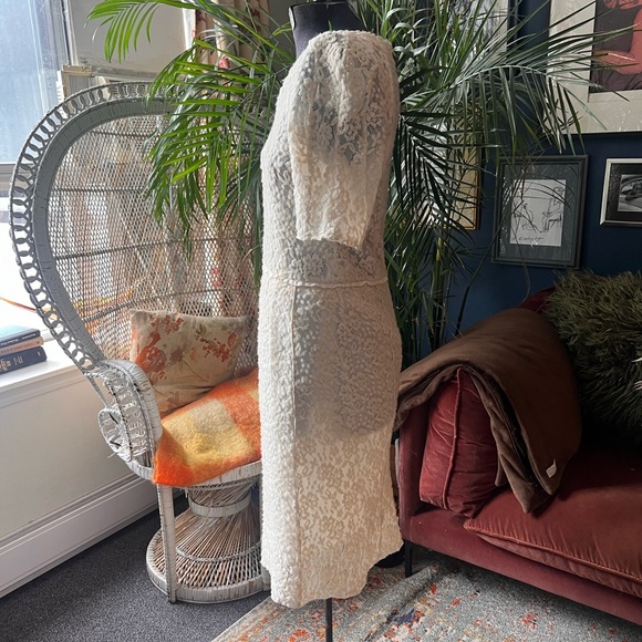 Nina Ricci Size 42 cream - Picture 5 of 5